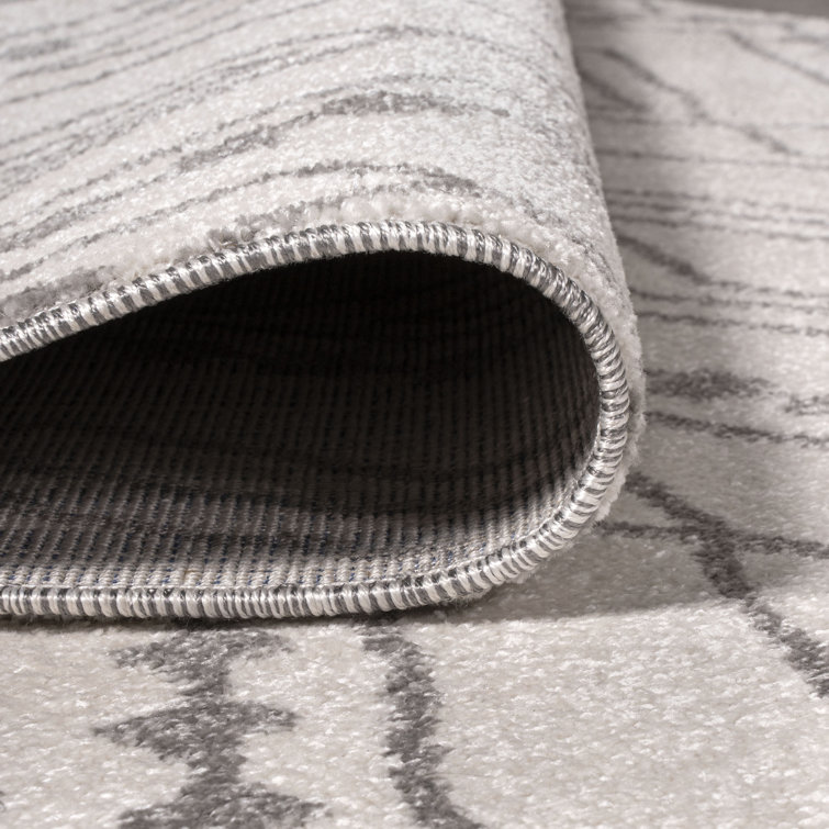 Ivory and Gray Trellis Synthetic Easy-Care Area Rug - 5' x 8'