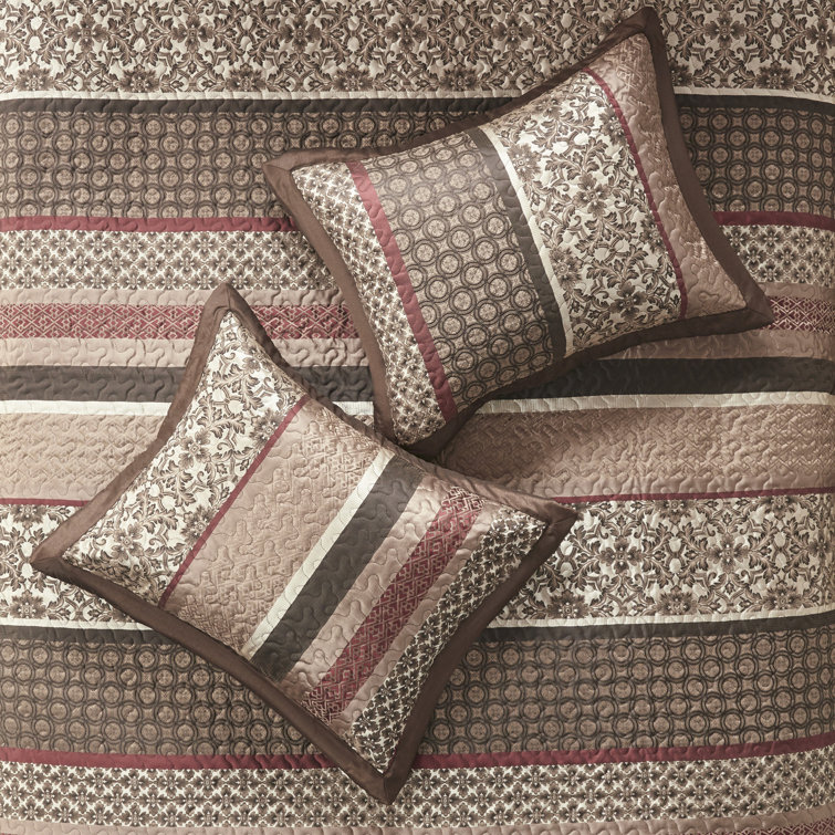King Red and Brown Reversible Jacquard Bedspread Set