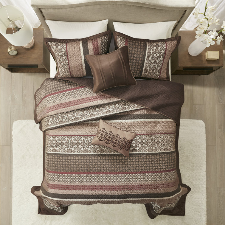 King Red and Brown Reversible Jacquard Bedspread Set