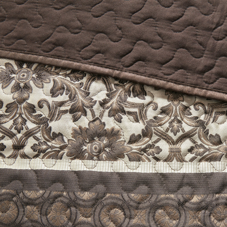King Red and Brown Reversible Jacquard Bedspread Set