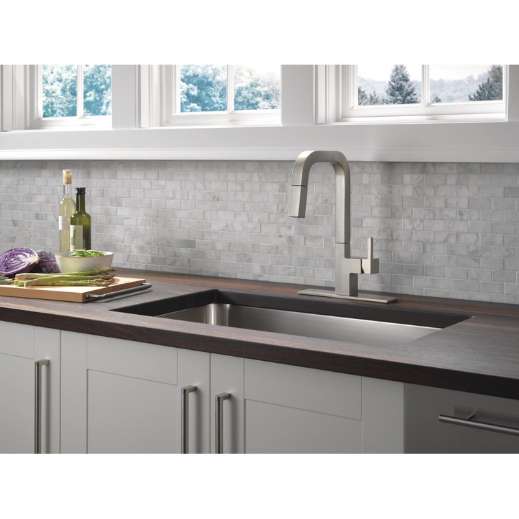 SpotShield Stainless Steel Pull-Down Kitchen Faucet with Spray