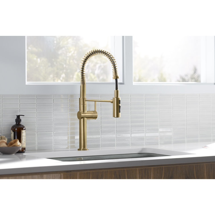 Brushed Modern Brass Single Handle Kitchen Faucet with Pull-out Spray