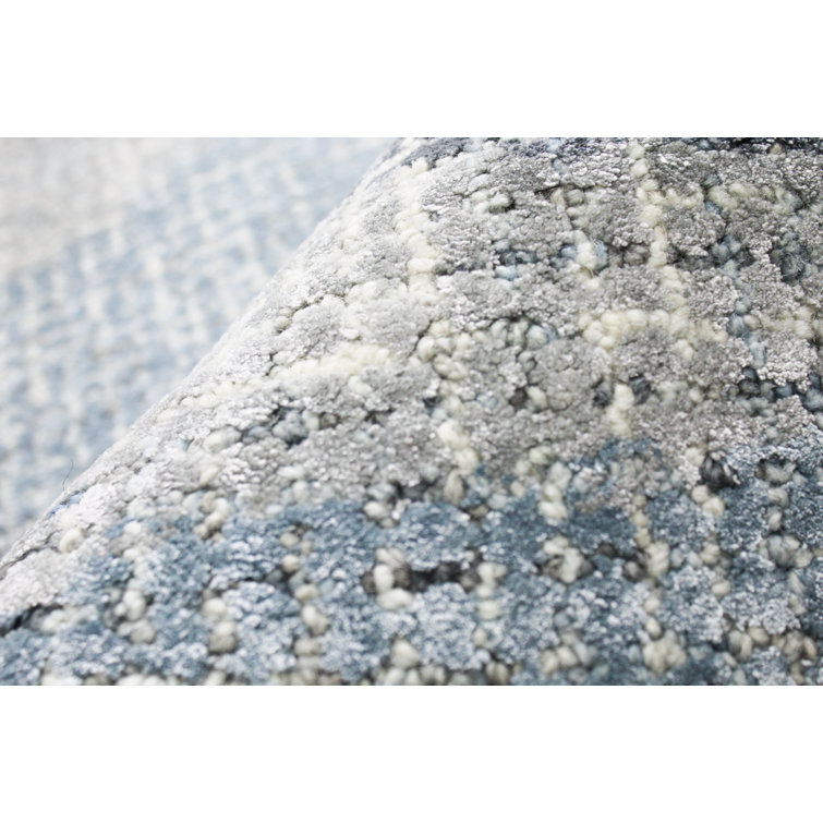 Handmade Blue Wool and Viscose 5' x 7' Tufted Rug