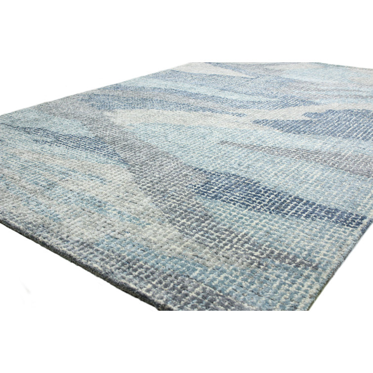 Handmade Blue Wool and Viscose 5' x 7' Tufted Rug