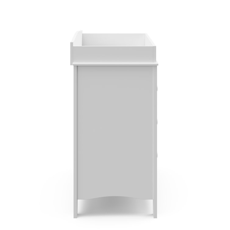 White 3-Drawer Chest with Changing Topper