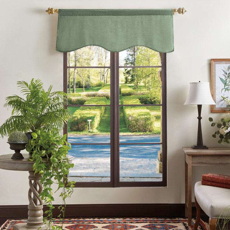 Lucca Green Velvet Scalloped 50" Window Valance