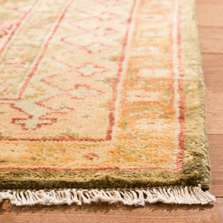 Summer Melon Hand-Knotted Wool Floral 4' x 6' Rug
