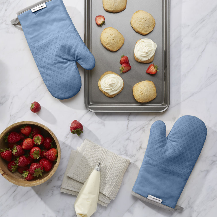 Blue Velvet Cotton Oven Mitt Set with Silicone Grips
