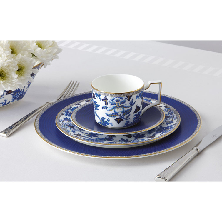 Hibiscus 10.75" White and Blue Porcelain Dinner Plate