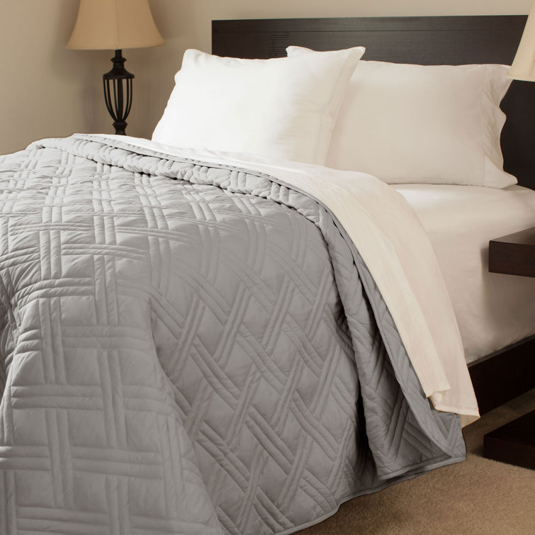 Silver Gray Full Microfiber Quilt Set