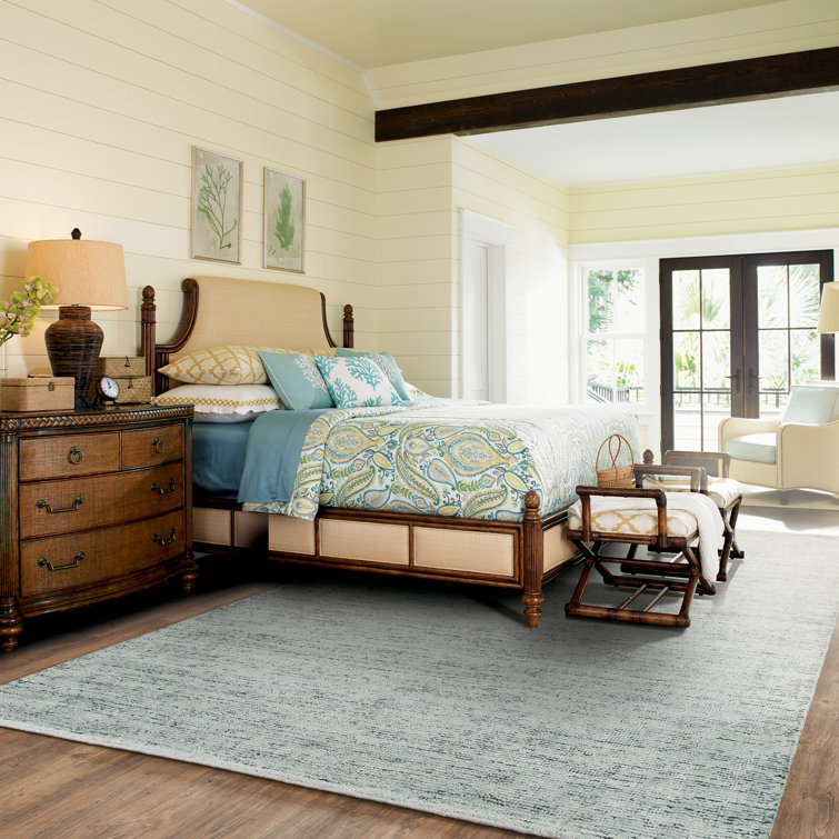 Hand-Tufted Gray Elegance 30"x96" Wool-Viscose Blend Area Rug