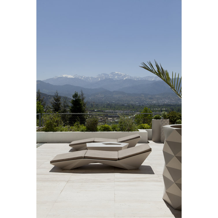White Matte Polyethylene Hexagonal Outdoor Coffee Table