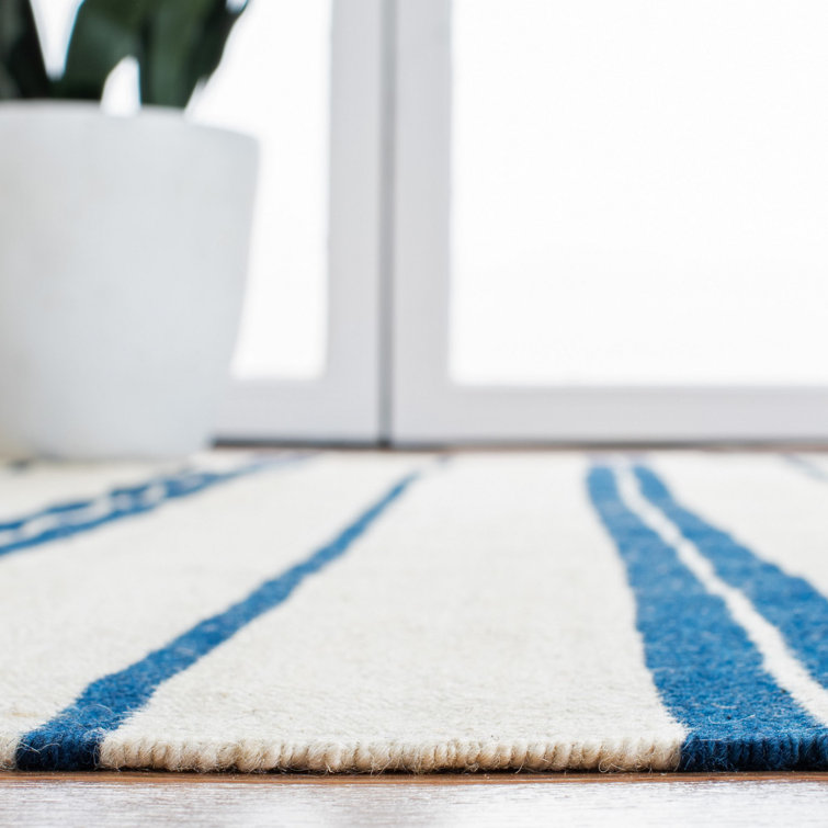 Pacific Stripe Hand-Woven Wool Flatweave 4' x 6' Rug