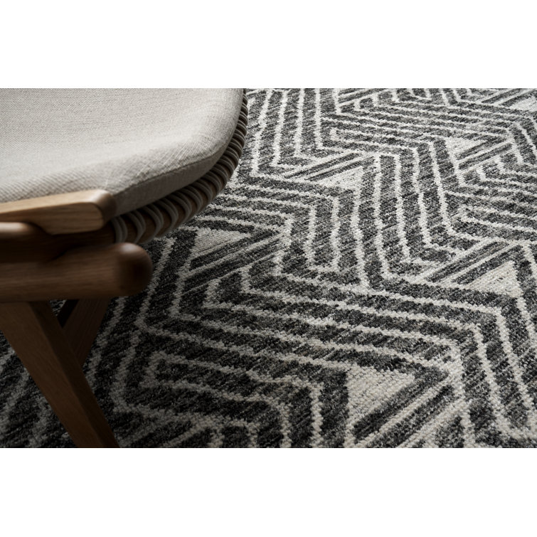 Ivory and Gray Hand-Knotted Chevron Wool Rug, 9' x 12'