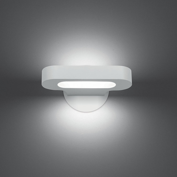 White Dimmable Aluminum Wall Sconce