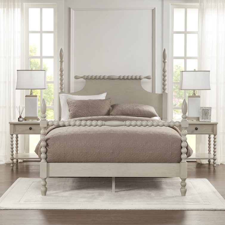Beckett Natural Whitewash Queen Poster Bed with Wood Frame