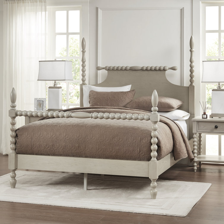 Beckett Natural Whitewash Queen Poster Bed with Wood Frame