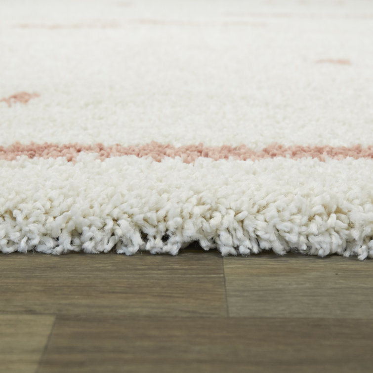 Sherpa Cozy Himalaya Inspired White/Pink Shag Rug 5' x 7'