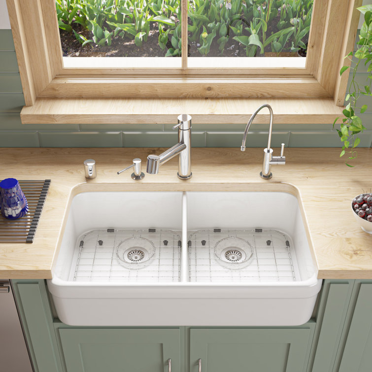 Solid Stainless Steel Kitchen Sink Grid with Plastic Feet