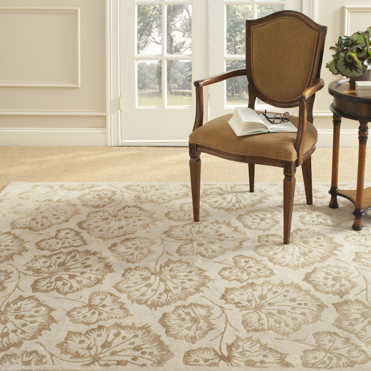 Hazelnut and Gold Floral Wool and Viscose Tufted Rug