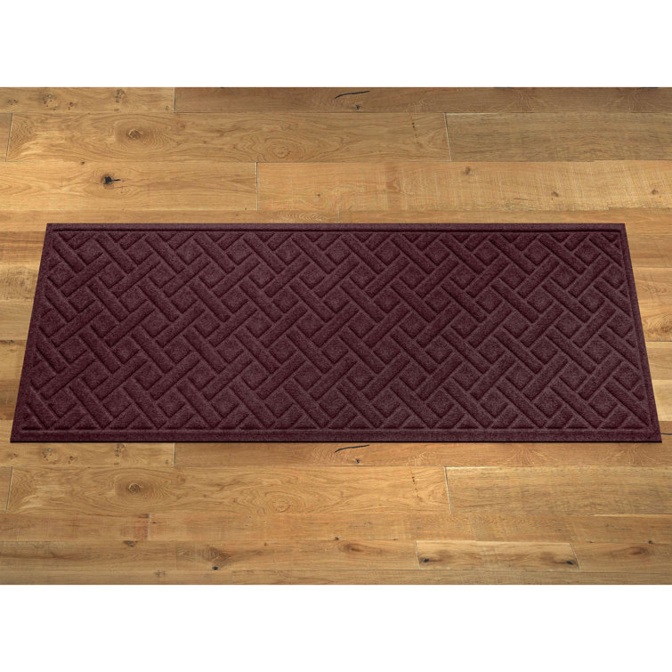 Bordeaux 60" Waterhog Lattice Outdoor Runner Mat