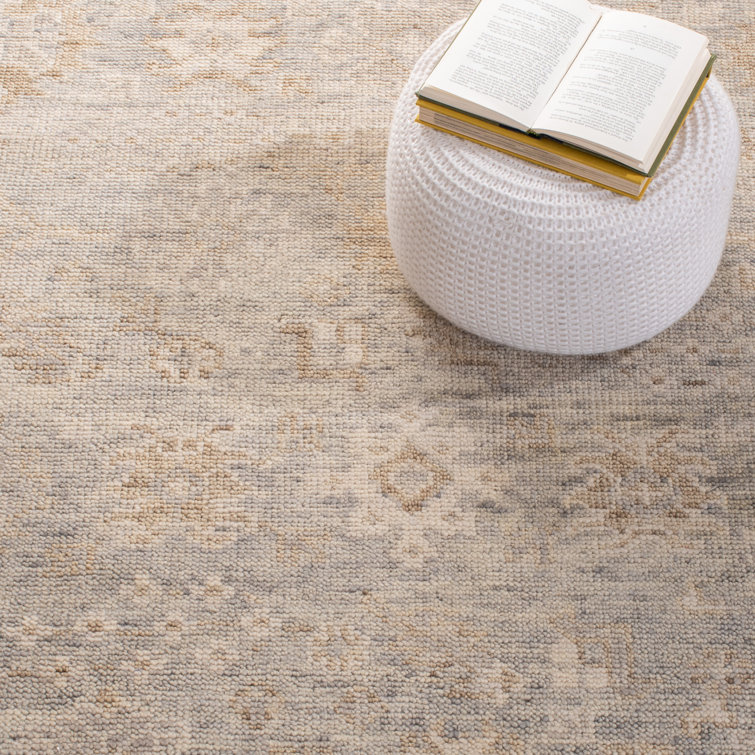 Elegant Hand-Knotted Wool Area Rug in Light Gray, 9' x 12'