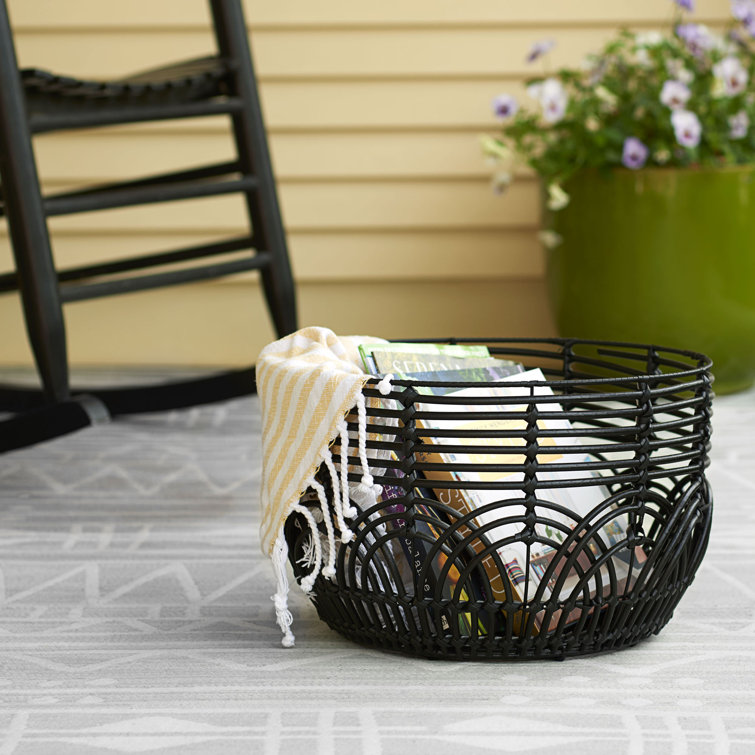 Black Round Resin Scallop Basket for Versatile Storage