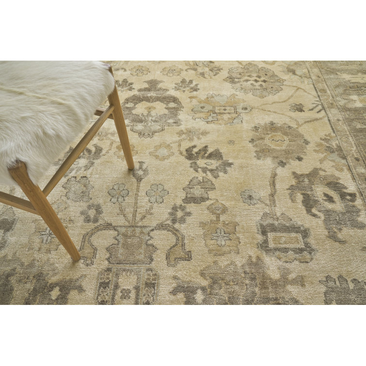 Elegant Ivory and Gray Hand-Knotted Wool Oriental Rug 10' x 14'