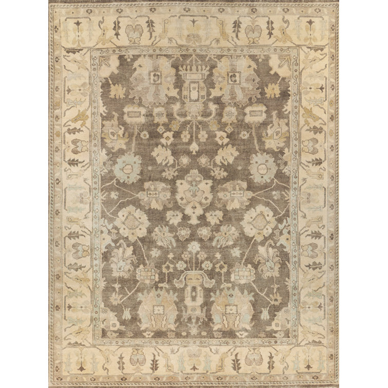 Elegant Ivory Wool 10' x 14' Hand-Knotted Oriental Rug