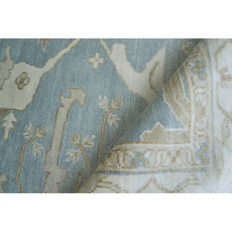 Ivory Oriental Elegance 6' x 9' Hand-Knotted Wool Area Rug
