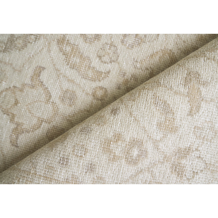 Ivory Hand-Knotted Wool 8' x 10' Rectangular Rug