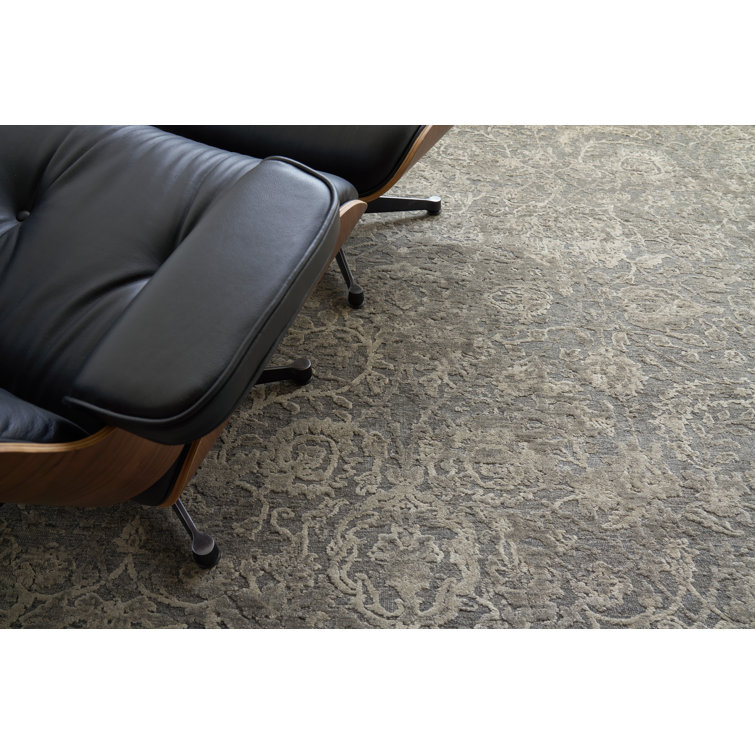 Gray Hand-Knotted Wool and Silk 6' x 9' Rug
