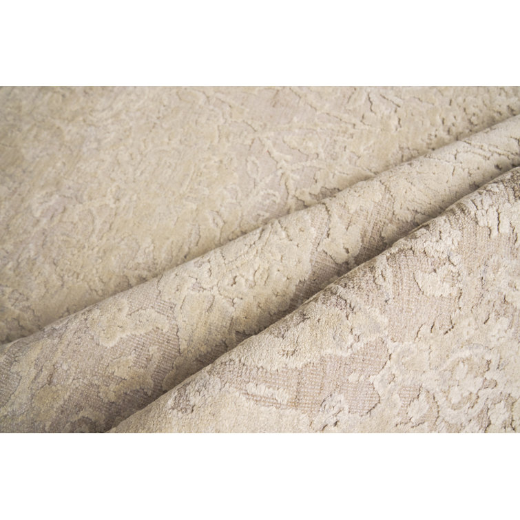 Jangal Ivory & Beige Hand-Knotted Wool-Silk Blend 8' x 10' Rug
