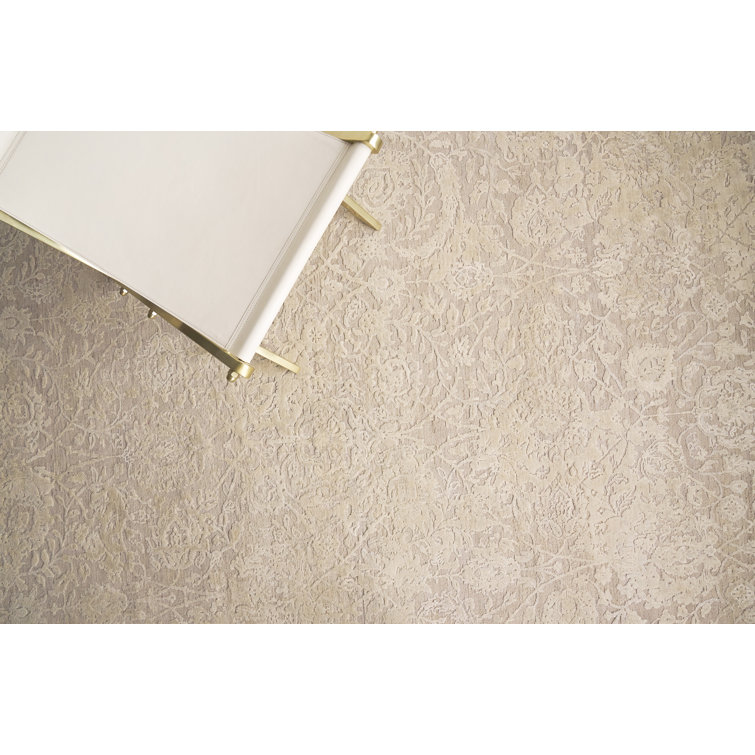 Jangal Ivory & Beige Hand-Knotted Wool-Silk Blend 8' x 10' Rug