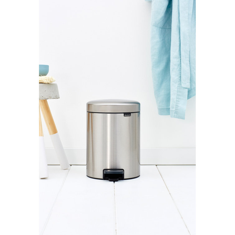 Matt Steel Fingerprint Proof Round Pedal Trash Can, 5 Liter