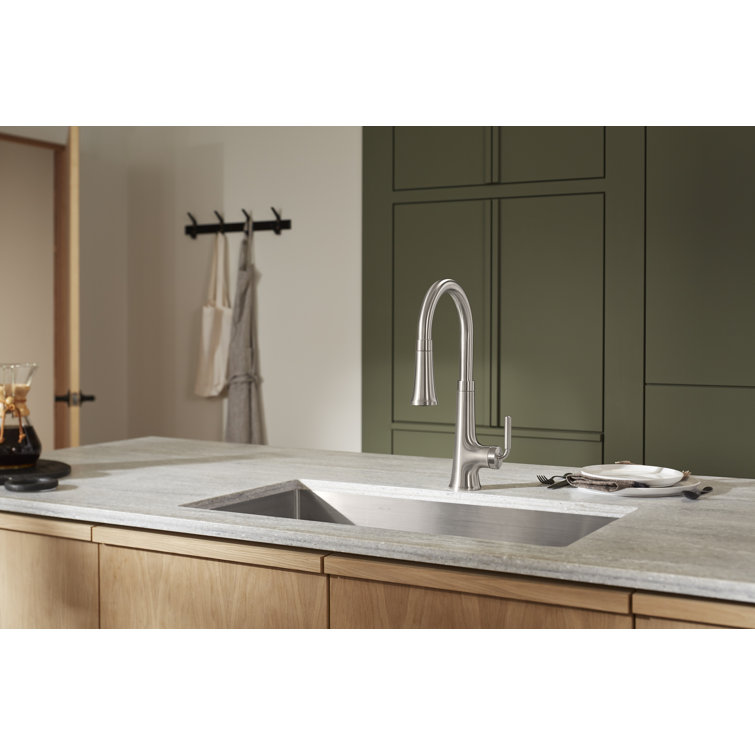 Vibrant Stainless Single Handle Pull Down Kitchen Faucet