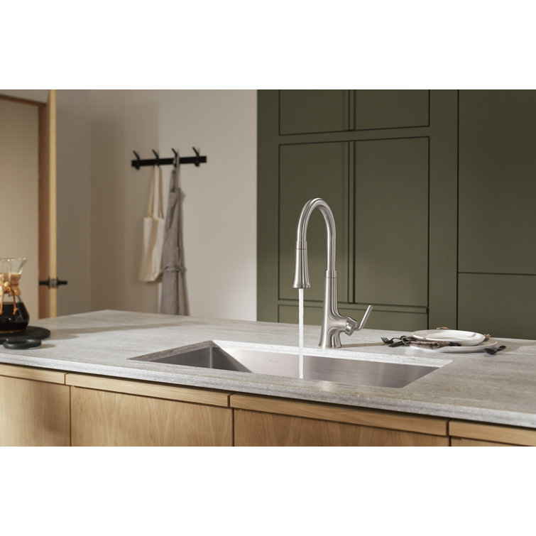Vibrant Stainless Single Handle Pull Down Kitchen Faucet