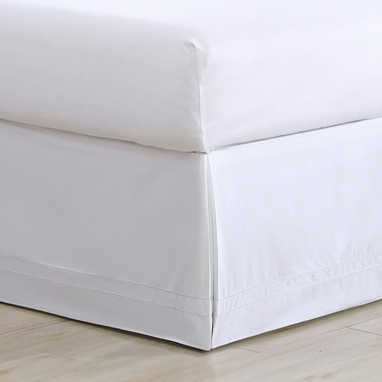 King White Cotton Pleated Tailored Bed Skirt