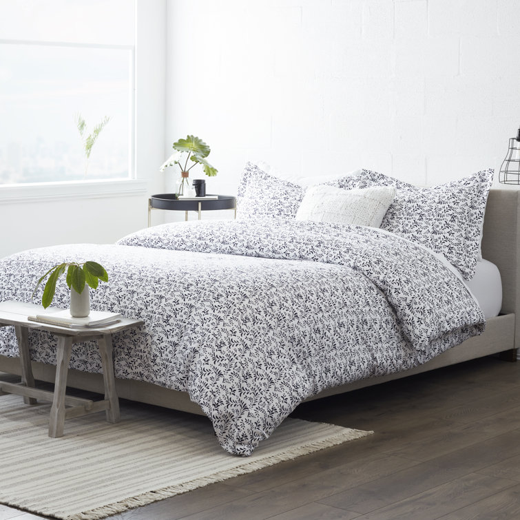 Light Blue Floral Microfiber King Duvet Cover Set
