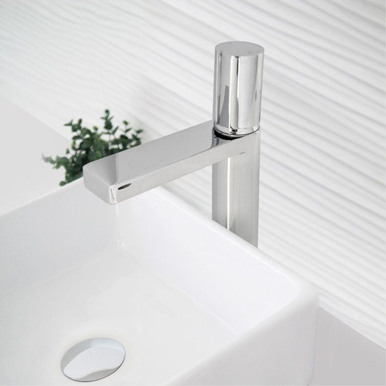 Polished Chrome Single Handle Vessel Bathroom Faucet