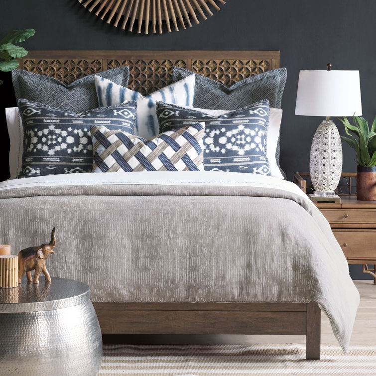 Saya Traditional Linen Abstract Duvet Cover Set