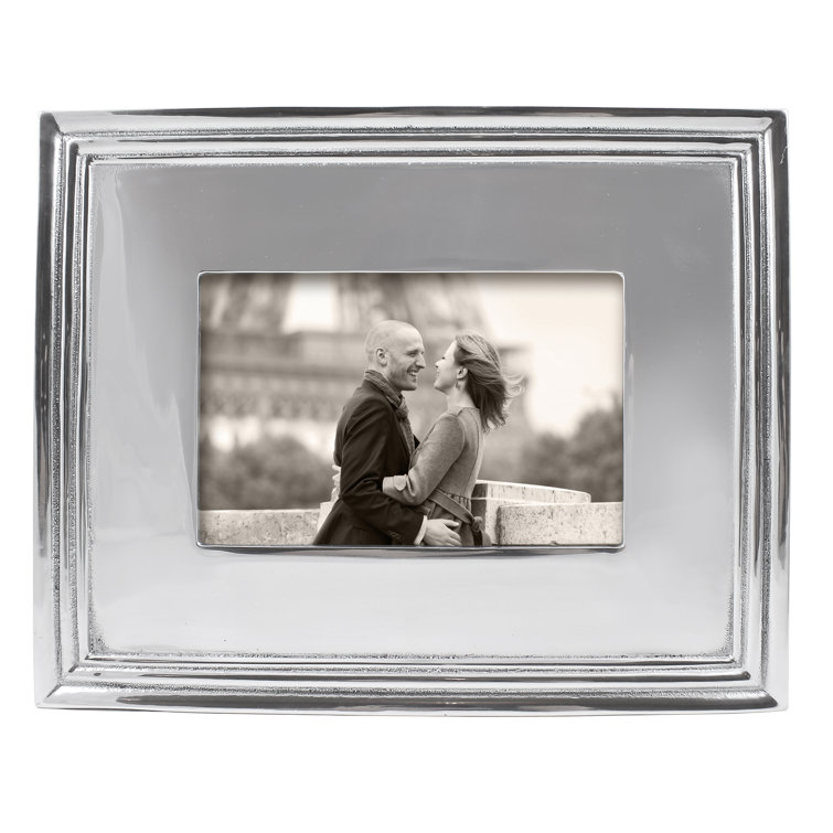 Elegant Mariposa 4x6 Classic Silver Photo Frame