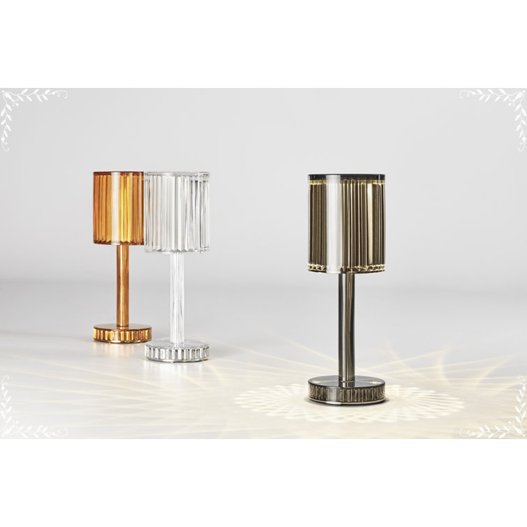 Cristal Polymethylmethacrylate Resin Touch Table Lamp