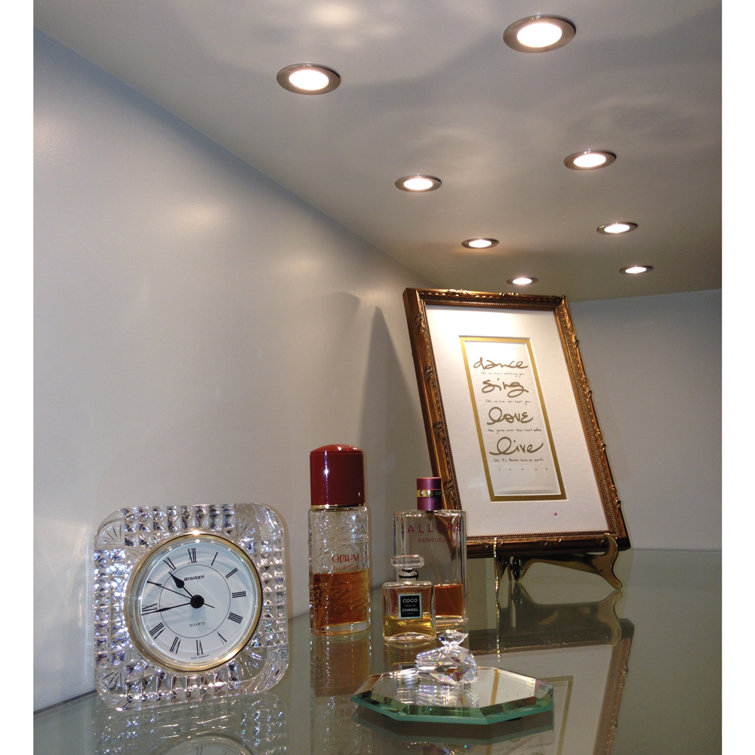 Bright White Mini Recessed LED Puck Light for Indoor Outdoor
