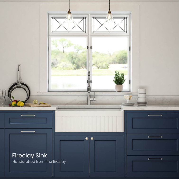 Elegant White Fireclay Farmhouse Kitchen Sink with Grid and Strainer