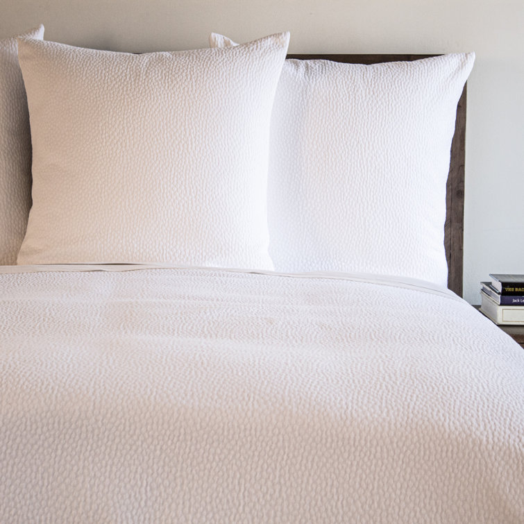 White King Cotton Textured Matelasse Coverlet Set