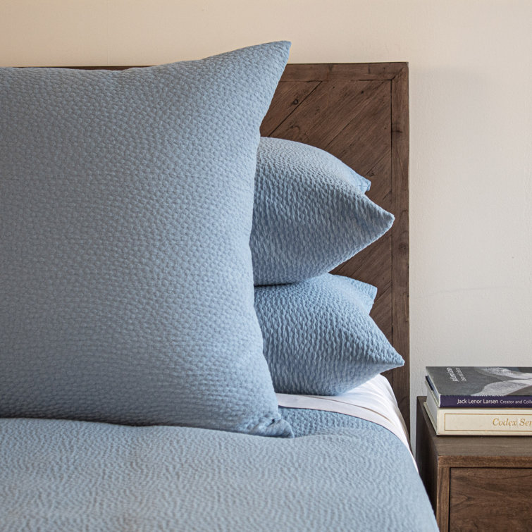 Modern Pebble Pattern Blue Cotton Queen Coverlet Set
