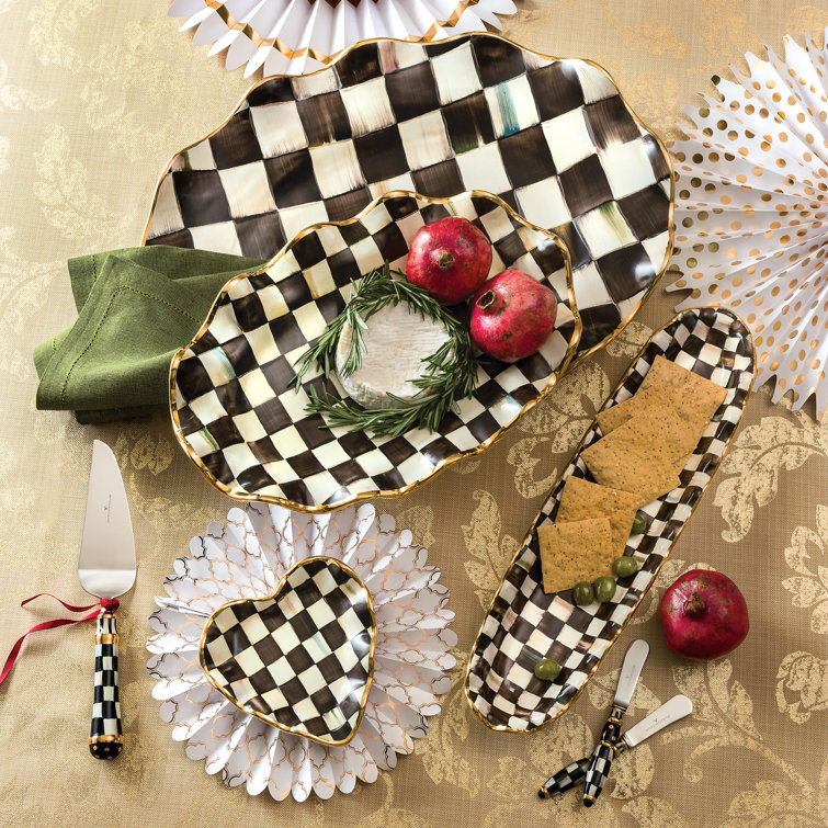 Courtly Check Fluted Heart Novelty Plate with Gold Embellishments