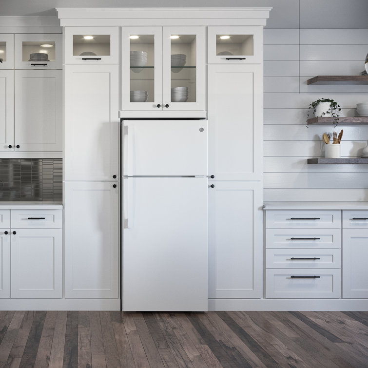 Compact White Energy Star Top Freezer Refrigerator