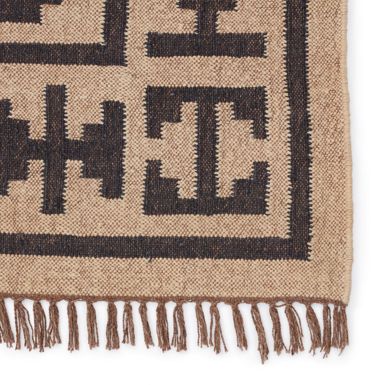 Southwestern Geometric Black and Beige Handwoven Jute Rug